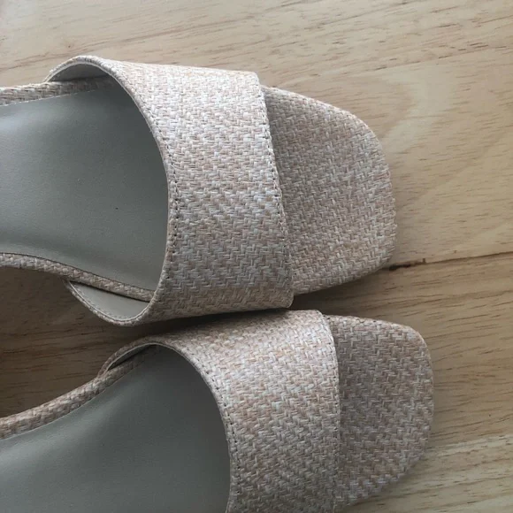 NWOT Seychelles Anthropologie Raffia Blush Tan Block Heel Sandal Size 8.5 EASTER - Picture 9 of 12